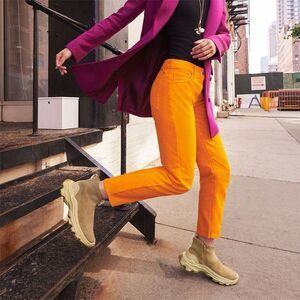 NWOB Sorel Tan Ankle Boots